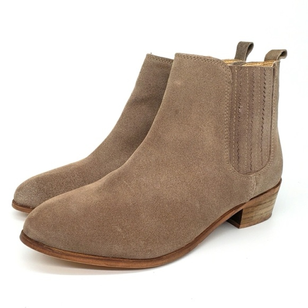 Steve Madden | Nylie Suede Chelsea Boot (Size 7)
